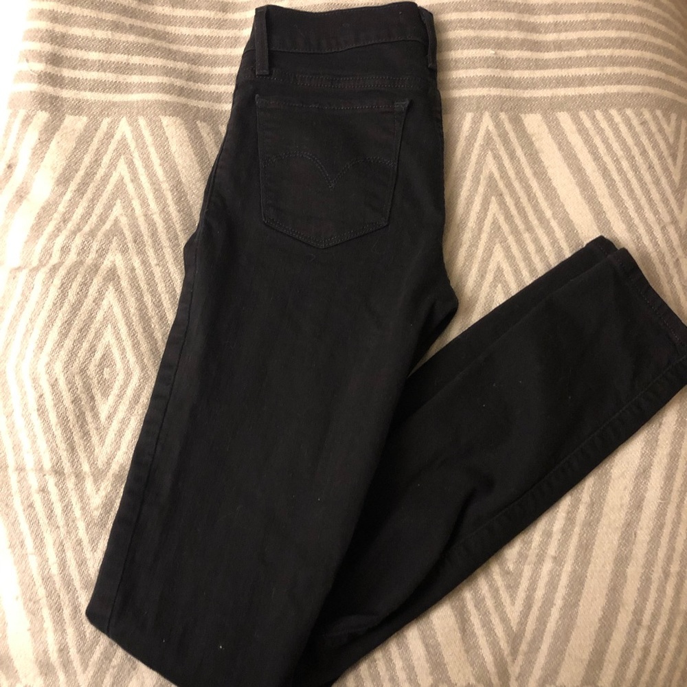 Levi’s Black 711 Skinny Jeans